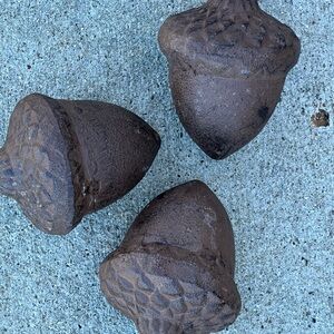 Rustic cast-iron, Brown Acorn Decor Set